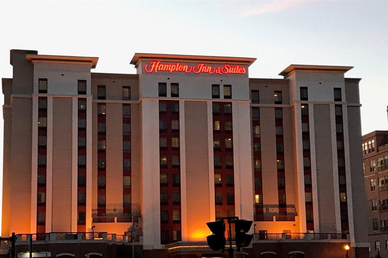 Hampton Inn & Suites Albany-Downtown Dış mekan fotoğraf