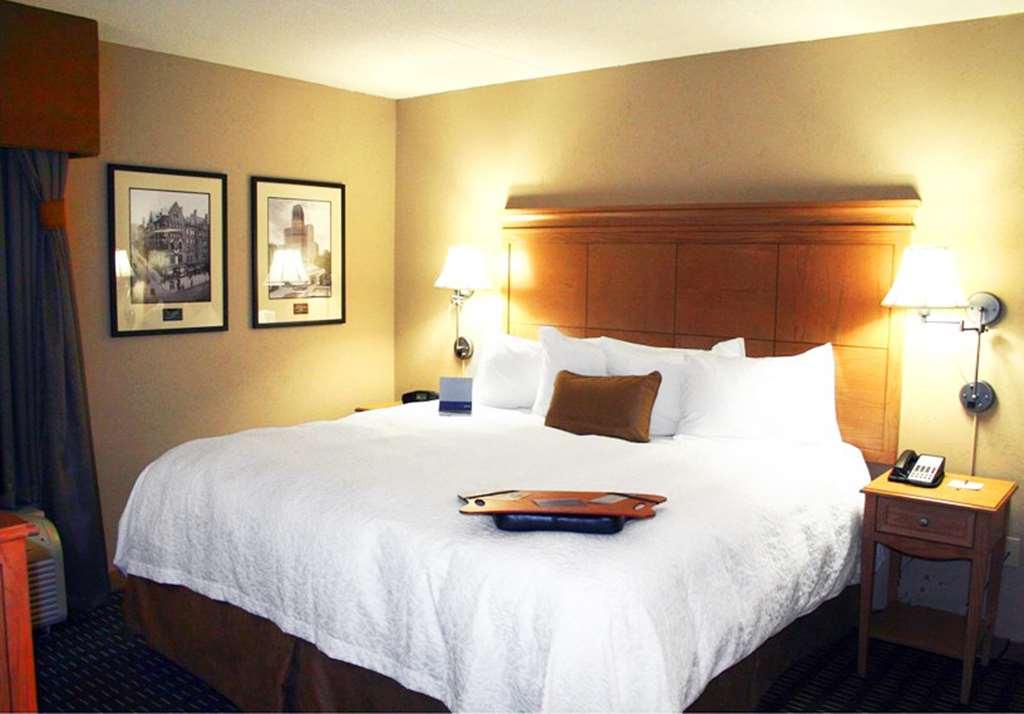 Hampton Inn & Suites Albany-Downtown Oda fotoğraf