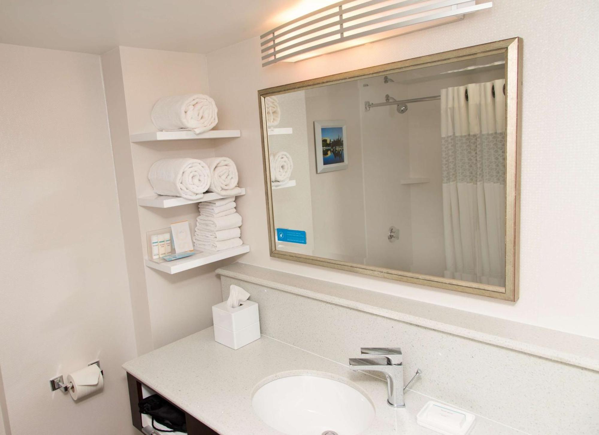 Hampton Inn & Suites Albany-Downtown Dış mekan fotoğraf
