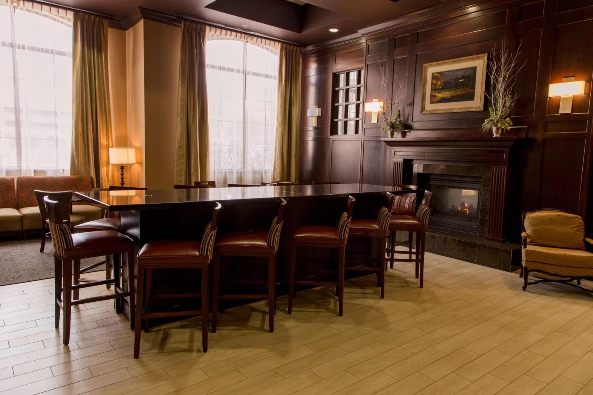 Hampton Inn & Suites Albany-Downtown Dış mekan fotoğraf