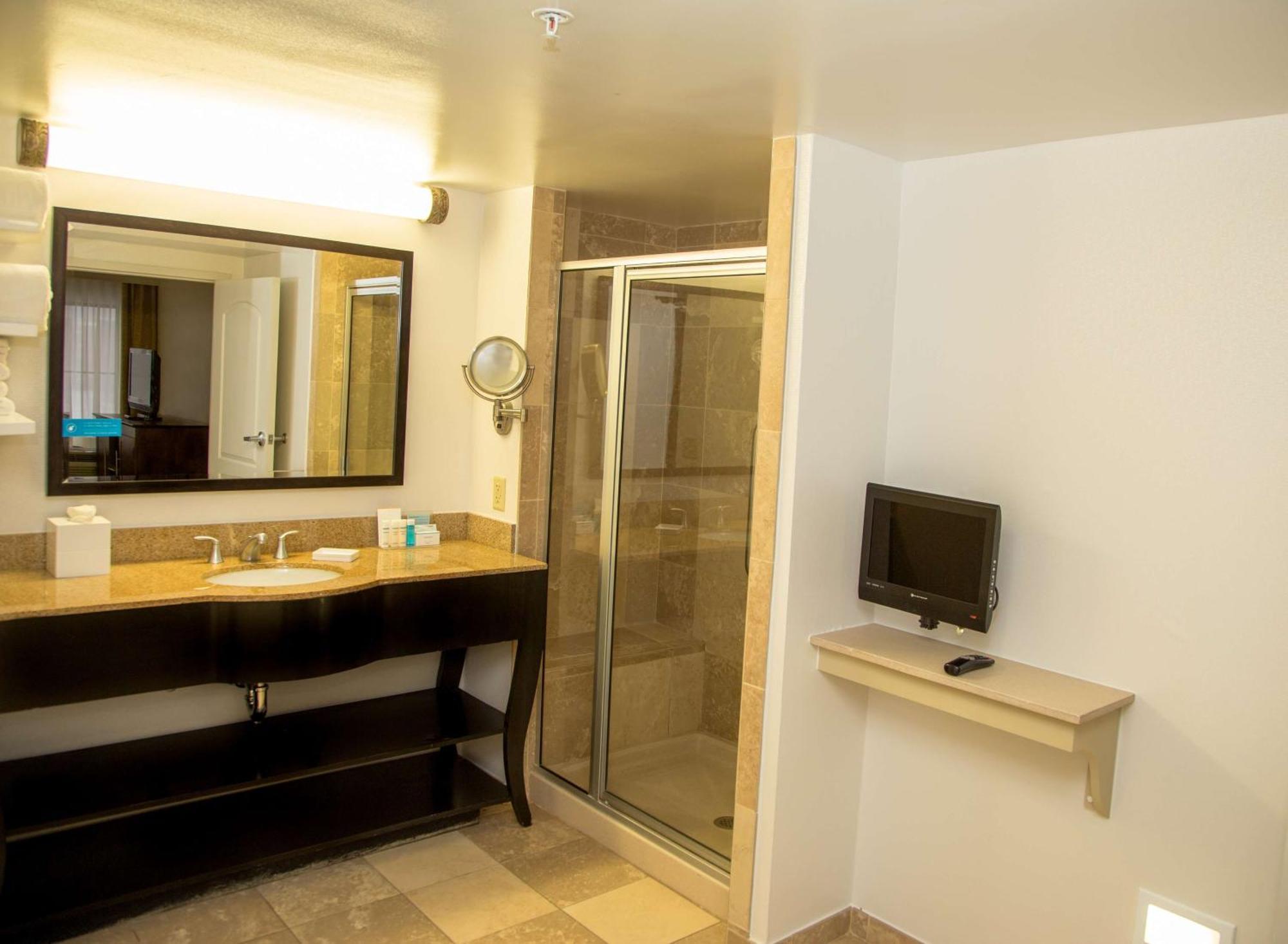 Hampton Inn & Suites Albany-Downtown Dış mekan fotoğraf