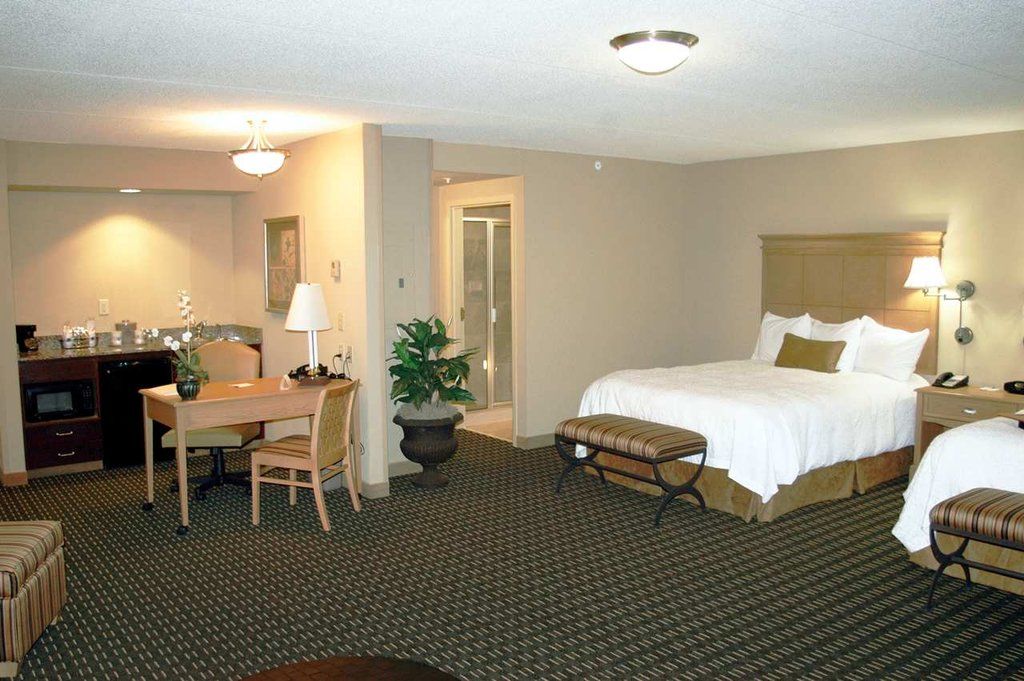 Hampton Inn & Suites Albany-Downtown Dış mekan fotoğraf